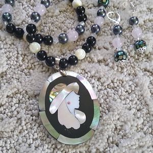 Handmade Gemstone Necklace Set Black Cameo